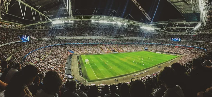 澳门世界杯：公园大妈打法，64岁选手吓袁嘉楠一跳，球拍异形｜世界杯竞猜软件首页（配图示意）